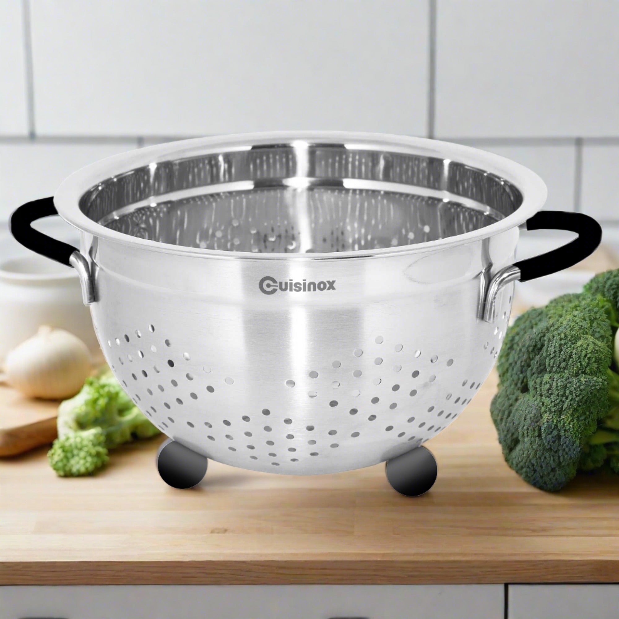 Cuisinox Colander with Rubber Feet and Handles – Inox Kitchenware