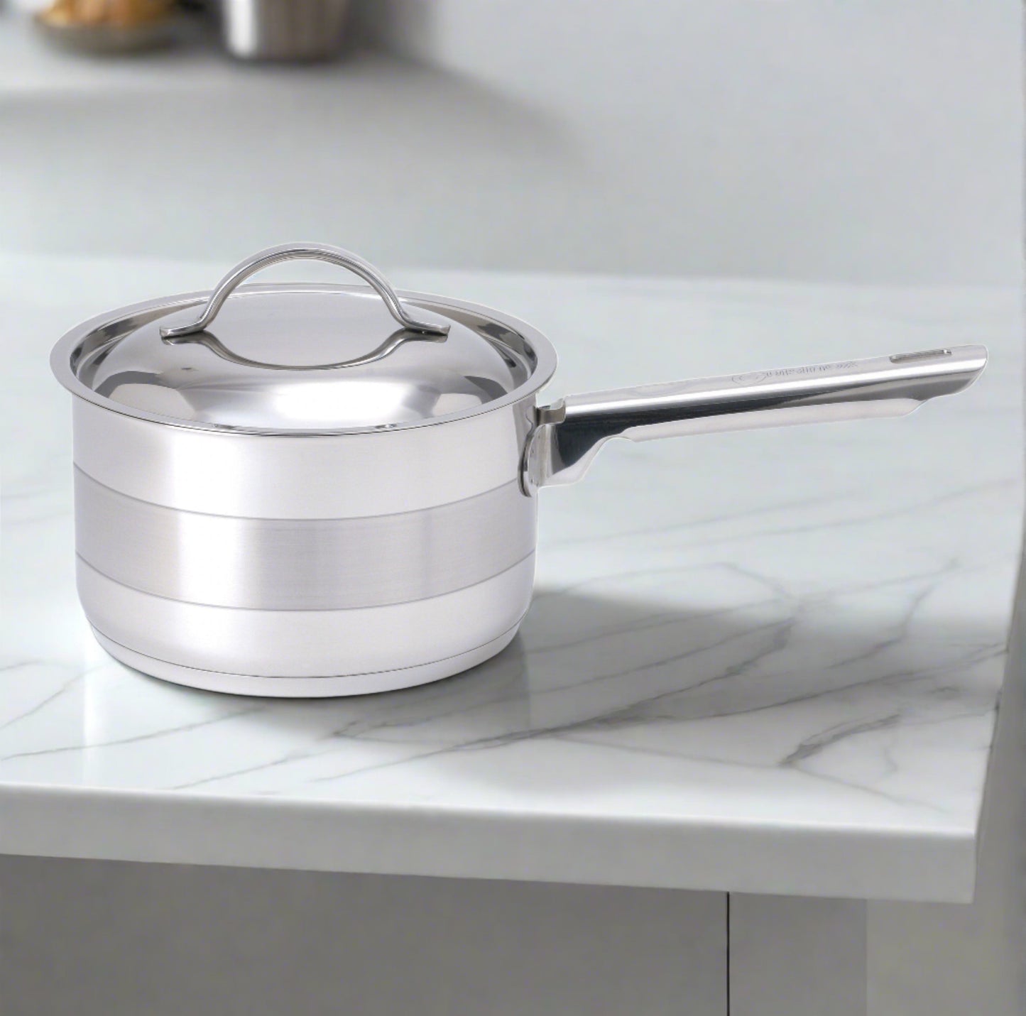 Cuisinox Gourmet 2 quart Spouted Saucepan with Lid