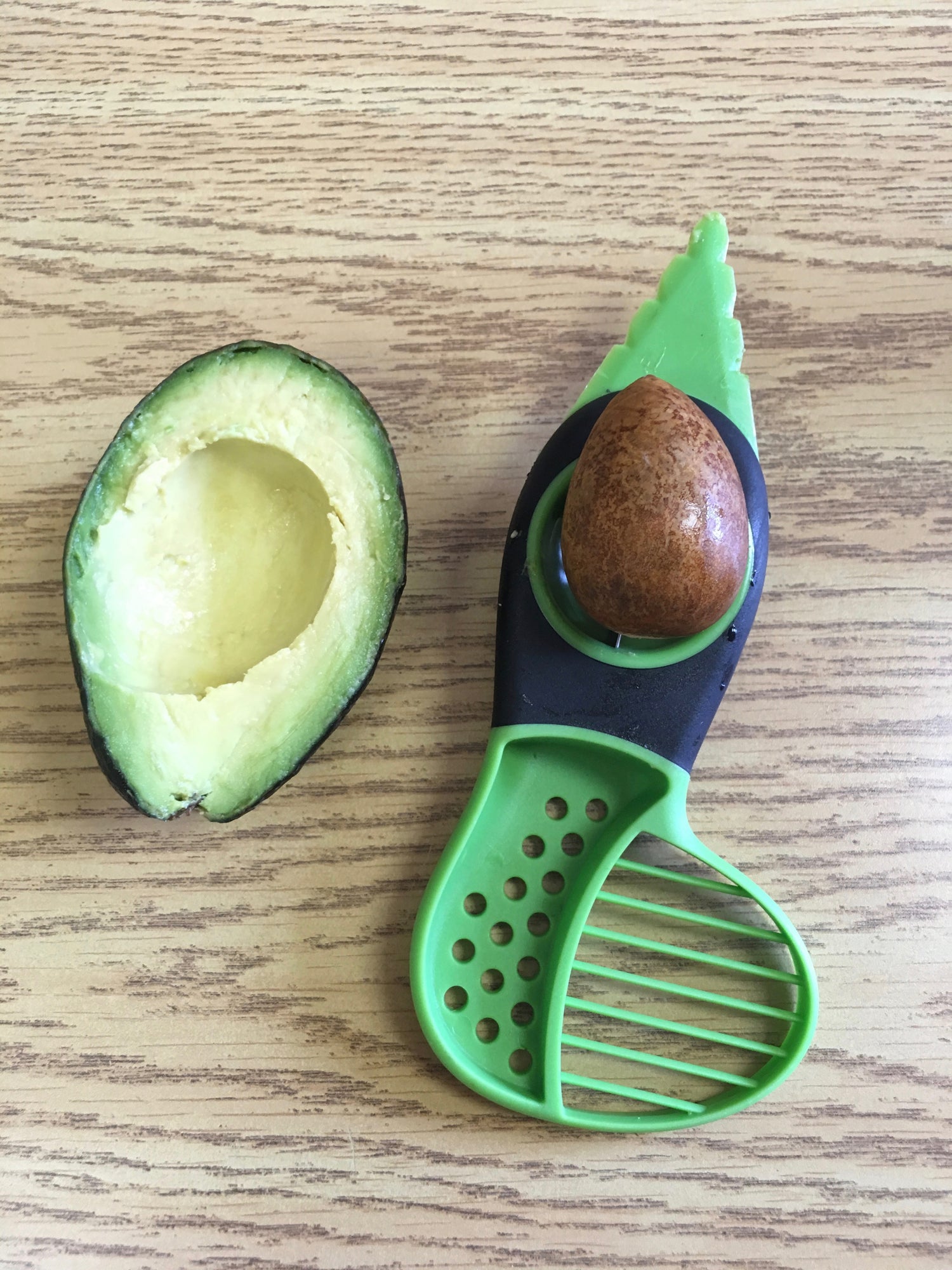 1 OXO Good Grips 3-in-1 Avocado Slicer Split, Pit & Slice avocado tool